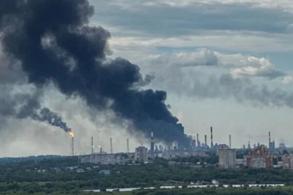 Хто стоїть за падінням російської нафтопереробки: аналітики, відомства і установи