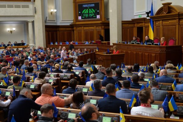 Декриміналізація порно: зміни до статей 301–303 КК і покарання до 15 років