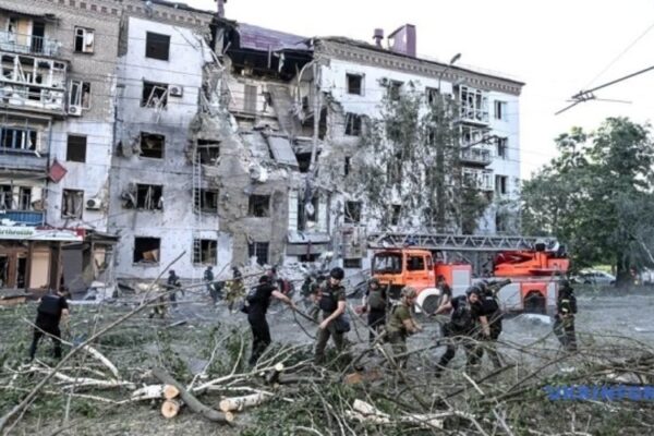 Удар по Запоріжжю 19 липня: підтверджені жертви серед цивільних і масштаб руйнувань