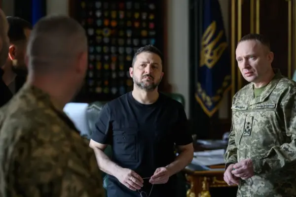 Хто відповідає за рішення 5 серпня: склад наради в Зеленського щодо ракет ППО