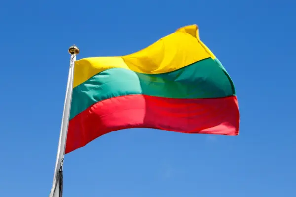 Хронологія попереджень: від липневих даних Польщі до заяви Литви щодо українських дронів