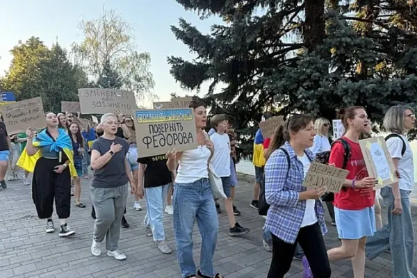 У Києві 16 серпня триває хода за повернення Федорова в Міноборони