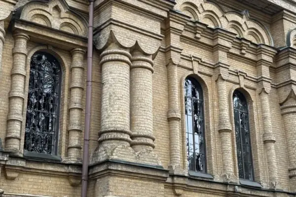 Підтверджено удар по 120-річному Свято-Покровському храму на Пріорці