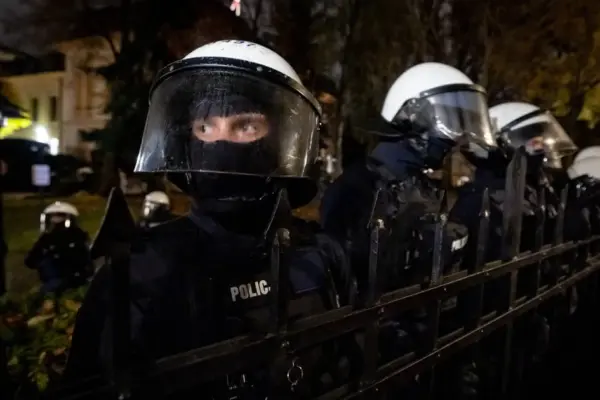 Відсторонення Богдана Свєнчковського спричинило мітинг у Варшаві